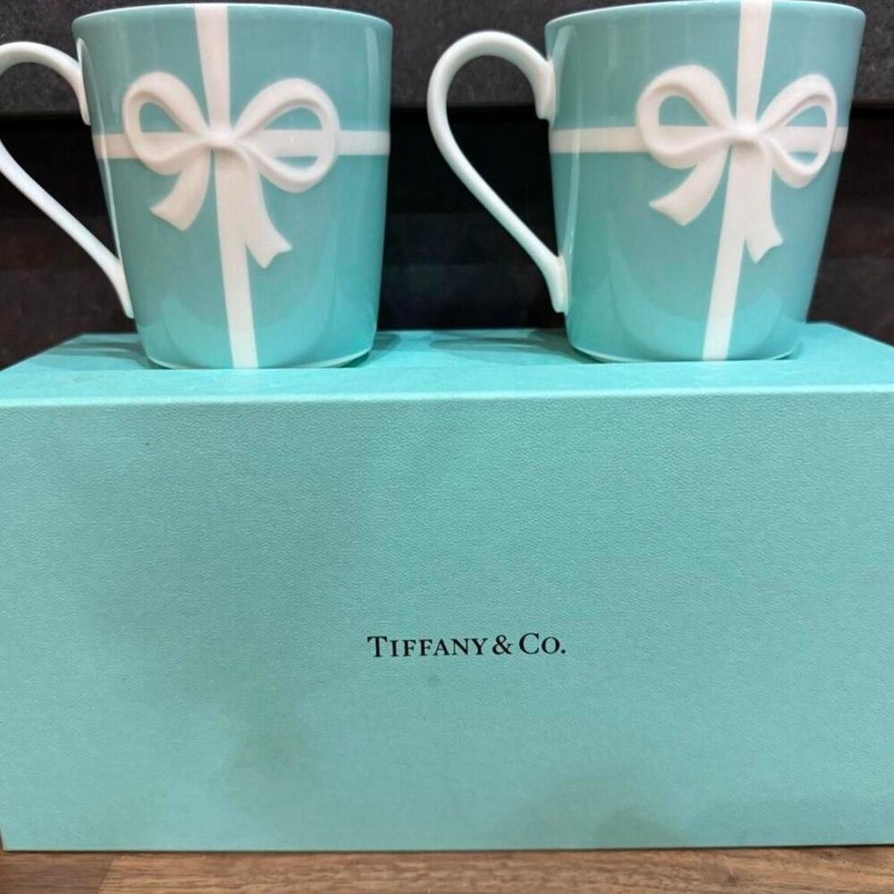 Tiffany-co Blue and Green Dinnerware